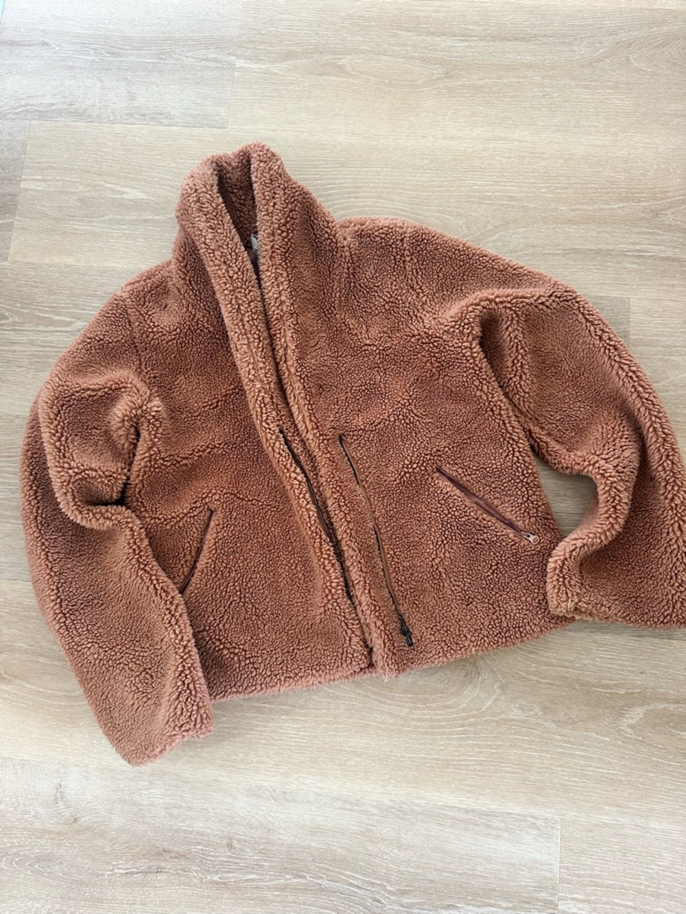 ALO Yoga Plush Sherpa Jacket in Dusty Rose